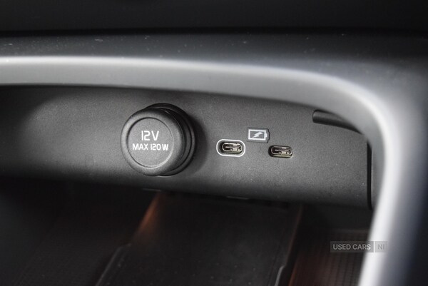 Used Volvo XC40 2023 for sale - 78205638: Photo 9