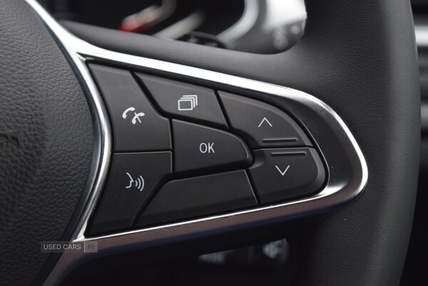Used Renault Captur 2022 for sale - 76308709: Photo 15