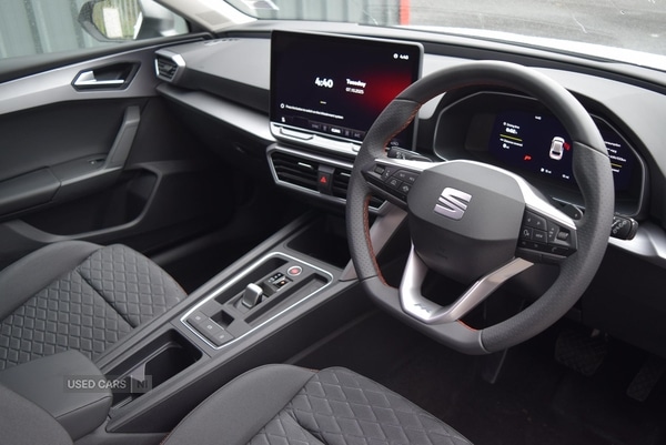 Used SEAT Leon 2025 for sale - 76562660: Photo 3