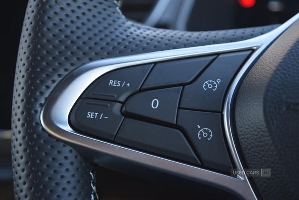 Used Renault Captur 2023 for sale - 76825521: Photo 15