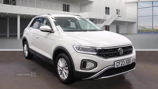 Used Volkswagen T-Roc 2023 for sale - 76787440: Photo 1