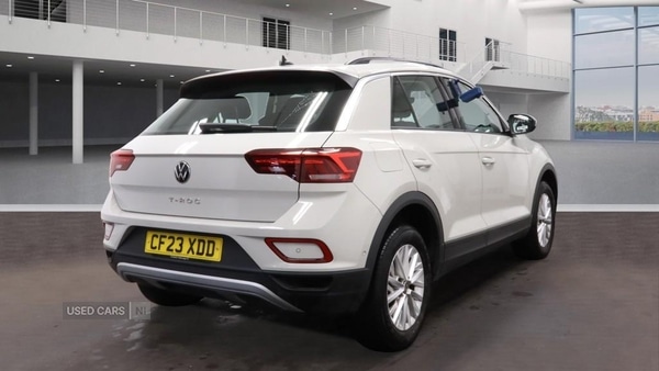 Used Volkswagen T-Roc 2023 for sale - 76787440: Photo 4