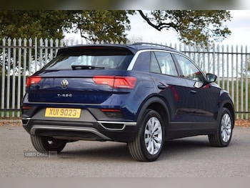 Used Volkswagen T-Roc 2021 for sale - 76787320: Photo