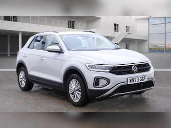 Used Volkswagen T-Roc 2023 for sale - 76409776: Photo