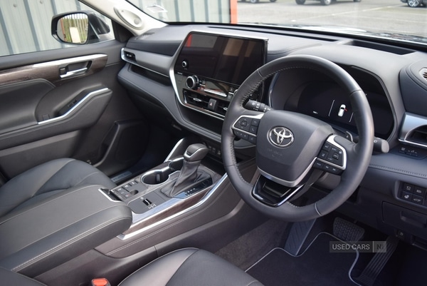 Used Toyota Highlander 2023 for sale - 76803164: Photo 3