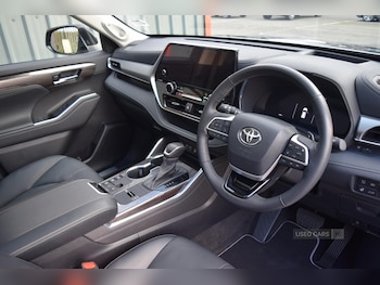 Used Toyota Highlander 2023 for sale - 76803164: Photo