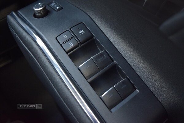 Used Toyota Highlander 2023 for sale - 77192103: Photo 26