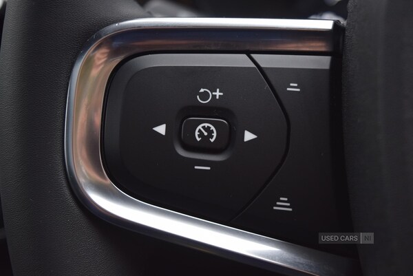 Used Volvo XC40 2023 for sale - 76998337: Photo 15