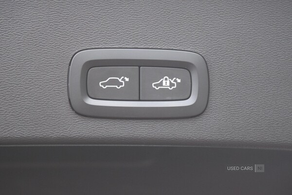 Used Volvo XC40 2023 for sale - 76998337: Photo 36