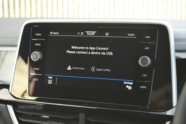 Used Volkswagen T-Roc 2024 for sale - 76802575: Photo 23