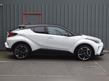 Used Toyota C-HR 2023 for sale - 76803038: Photo