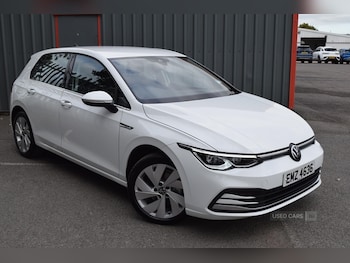 Volkswagen - Golf