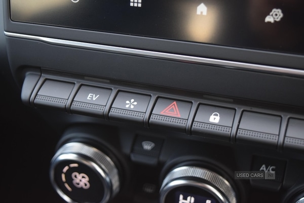 Used Renault Captur 2024 for sale - 76937034: Photo 25