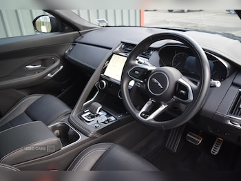 Used Jaguar E-Pace 2022 for sale - 76803049: Photo