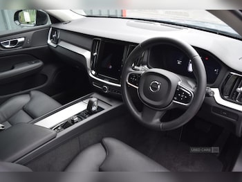 Used Volvo V60 2023 for sale - 78899027: Photo