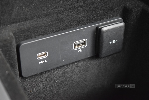 Used Jaguar F-Pace 2021 for sale - 76419370: Photo 29