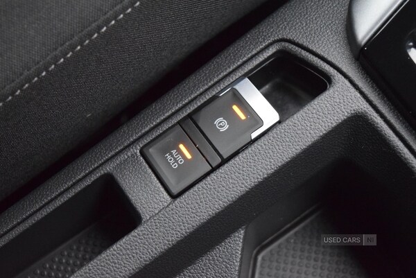 Used Volkswagen T-Roc 2023 for sale - 77021636: Photo 26