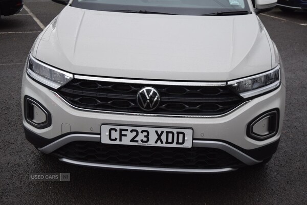 Used Volkswagen T-Roc 2023 for sale - 77021636: Photo 8