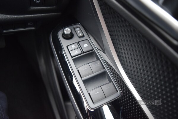 Used Toyota C-HR 2023 for sale - 76528562: Photo 31