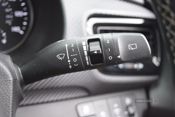 Used Kia Stonic 2022 for sale - 76308647: Photo 19