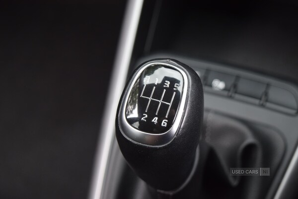 Used Kia Stonic 2022 for sale - 76308647: Photo 29