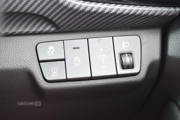 Used Kia Stonic 2022 for sale - 76308647: Photo 32