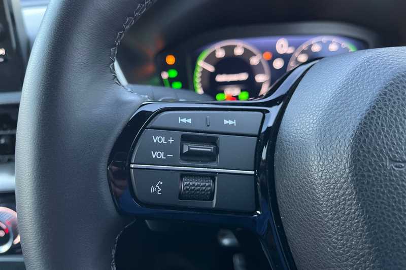 Used Honda CR-V 2024 for sale - 77996856: Photo 17