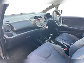 Used Honda Jazz 2011 for sale - 79095128: Photo