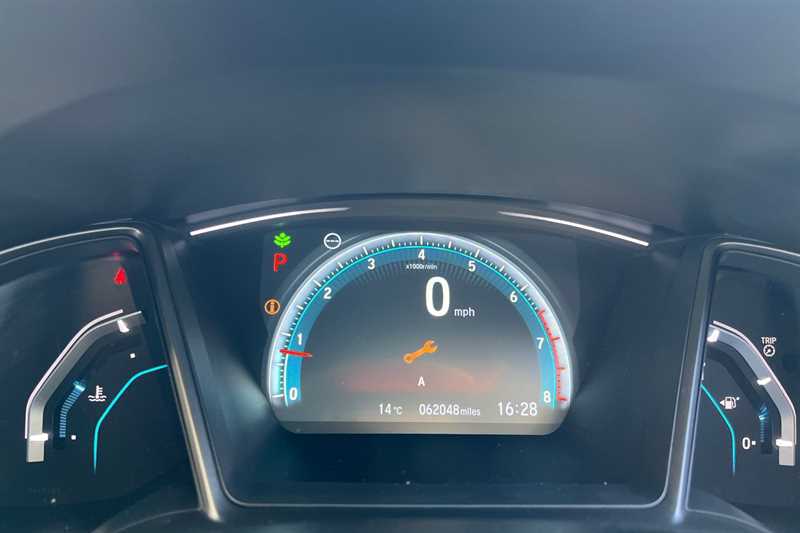 Used Honda Civic 2018 for sale - 78216032: Photo 11