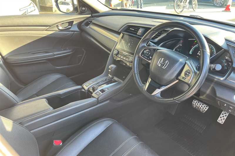Used Honda Civic 2018 for sale - 78216032: Photo 33
