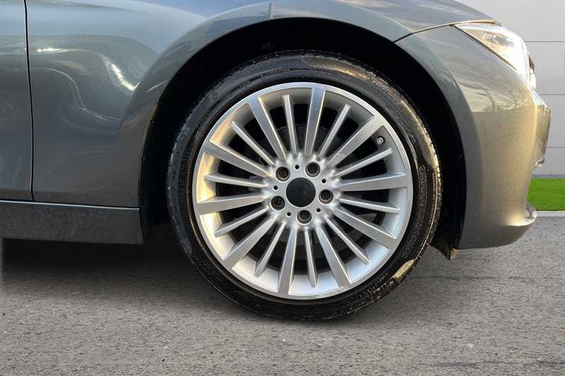 Used BMW 3 Series 2015 for sale - 77389234: Photo 9