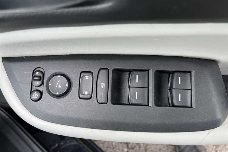 Used Honda Jazz 2022 for sale - 76523728: Photo 18