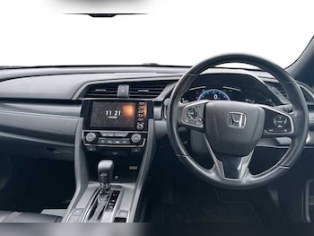 Used Honda Civic 2020 for sale - 76745589: Photo