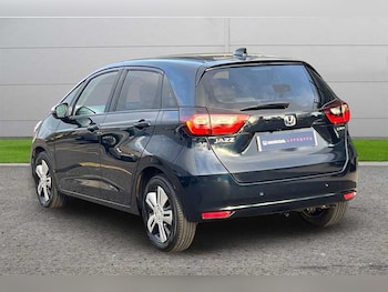Used Honda Jazz 2022 for sale - 76487623: Photo