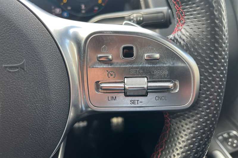 Used Mercedes-Benz GLB 2023 for sale - 76420597: Photo 17