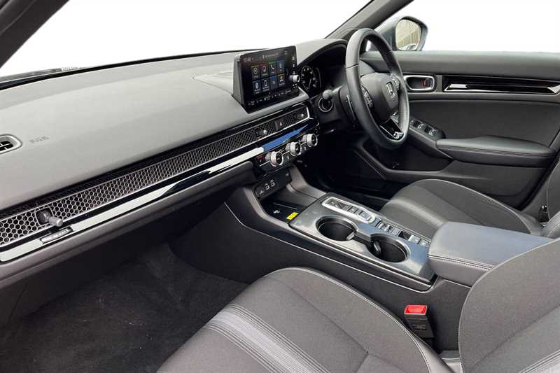 Used Honda Civic 2023 for sale - 77960211: Photo 2