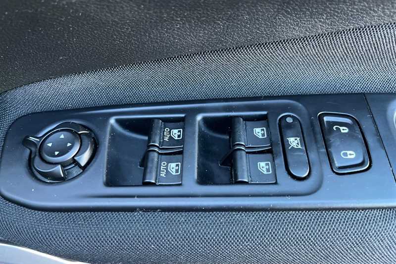 Used Jeep Renegade 2019 for sale - 77810358: Photo 18