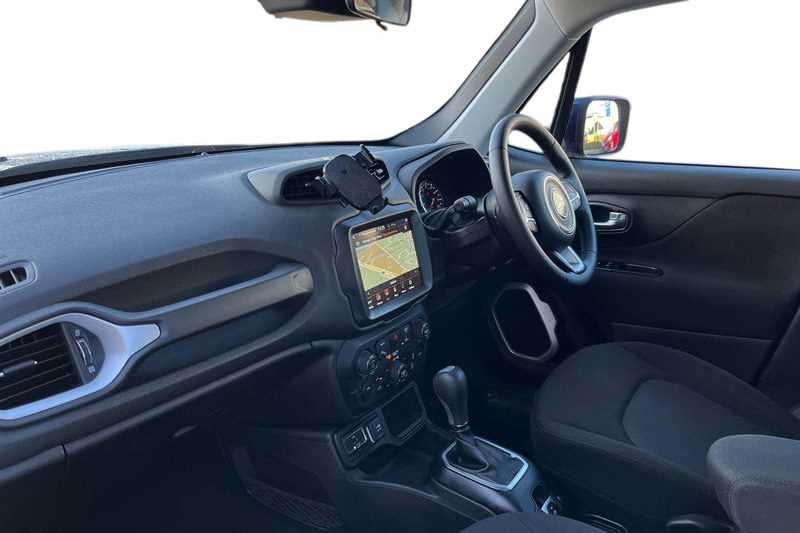 Used Jeep Renegade 2019 for sale - 77810358: Photo 2