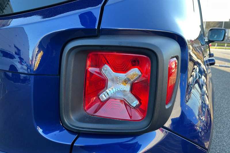 Used Jeep Renegade 2019 for sale - 77810358: Photo 26