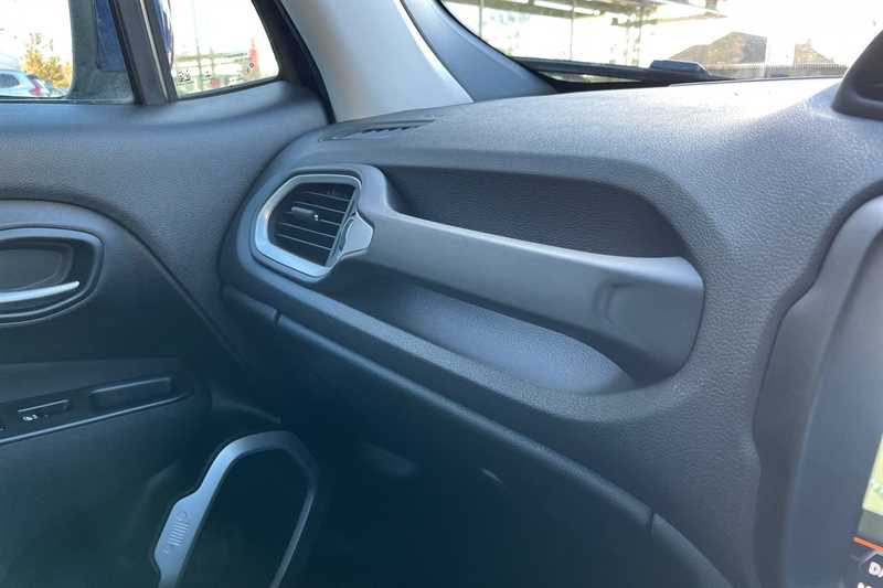 Used Jeep Renegade 2019 for sale - 77810358: Photo 32