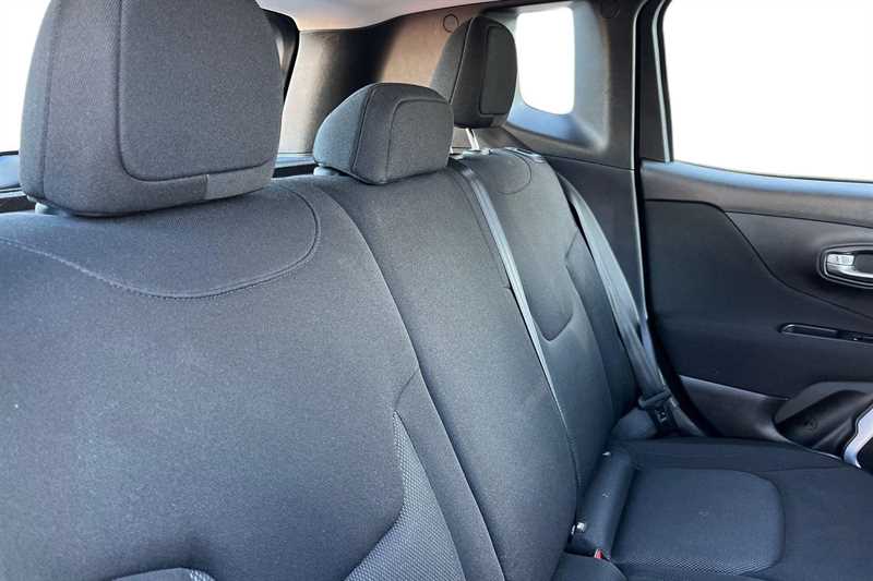 Used Jeep Renegade 2019 for sale - 77810358: Photo 8