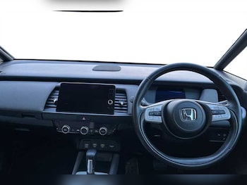 Used Honda Jazz 2022 for sale - 77648435: Photo