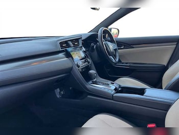 Used Honda Civic 2019 for sale - 79414603: Photo