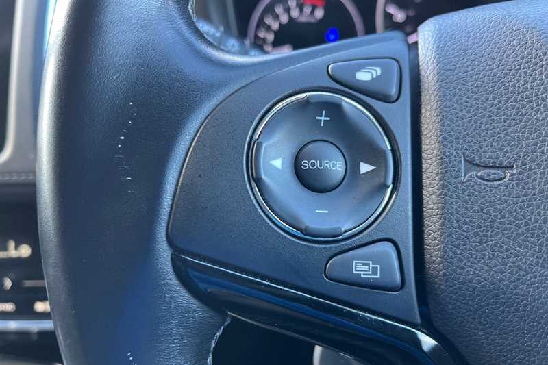 Used Honda HR-V for sale - 77540063: Photo 17