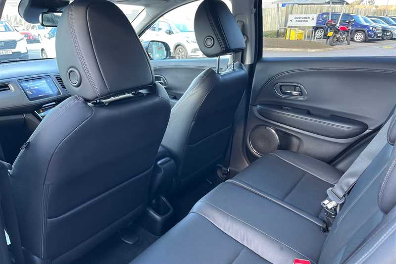 Used Honda HR-V for sale - 77540063: Photo 24