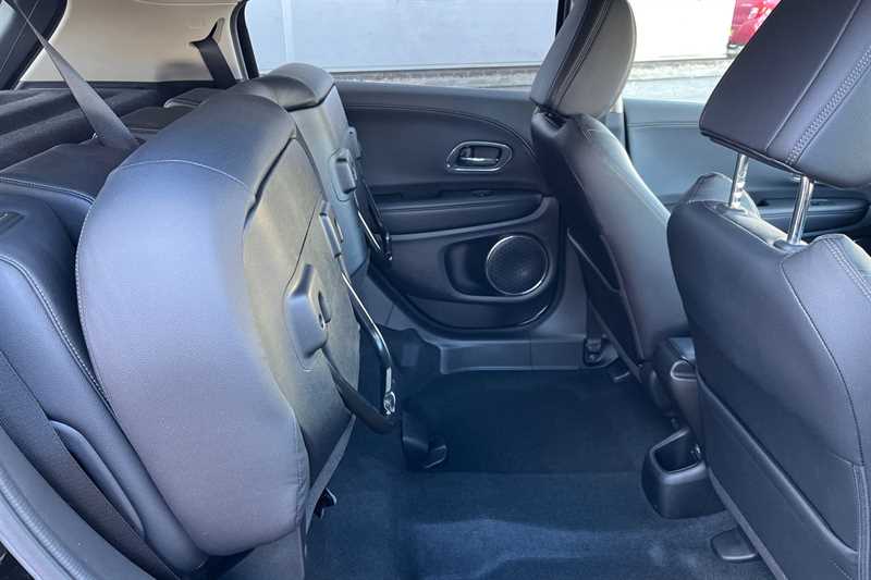 Used Honda HR-V for sale - 77540063: Photo 32