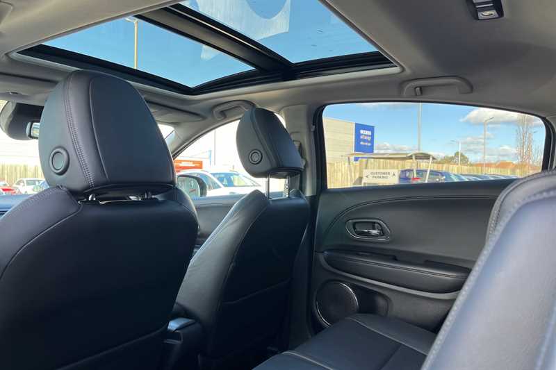 Used Honda HR-V for sale - 77540063: Photo 40