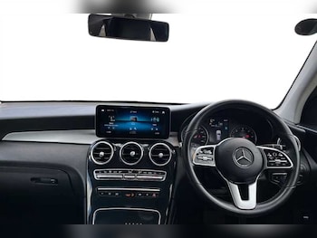 Used Mercedes-Benz GLC 2019 for sale - 79203734: Photo