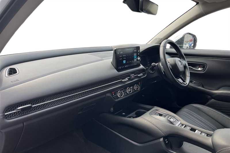 Used Honda ZR-V 2025 for sale - 76168925: Photo 2