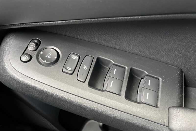 Used Honda HR-V for sale - 77219081: Photo 18